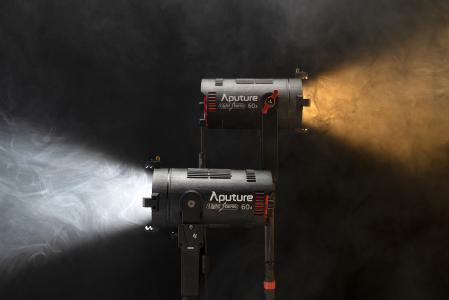 Aputure Light Storm 60x 本体と付属品 Amazon.com : Aputure 60x Aputure Light Storm LS 60x Bi-Color