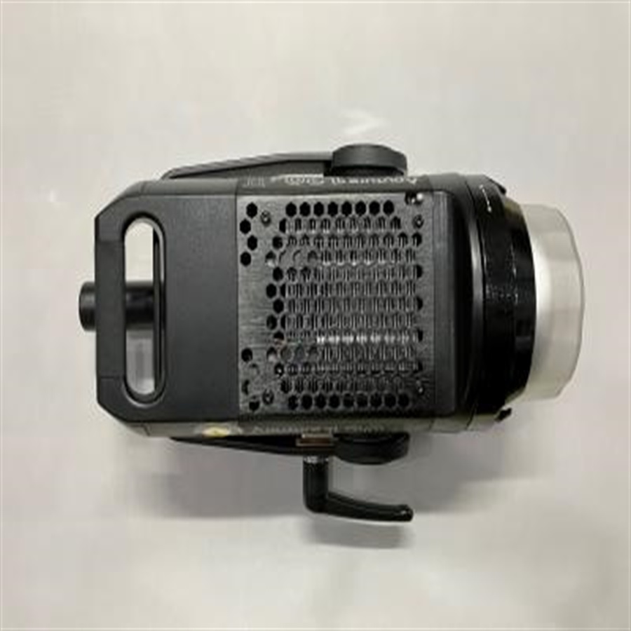 Aputure LS C300d II リフレクター・バッグ付Kit B アガイオンラインショップ