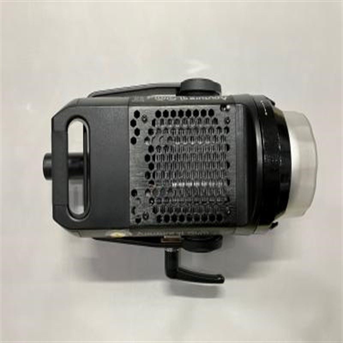 Aputure アプチャー 120D Mark 2 120D II 撮影機材 Amazon | Aputure 120D Mark 2 120D II LED 30,000 Lux @ 0.5m